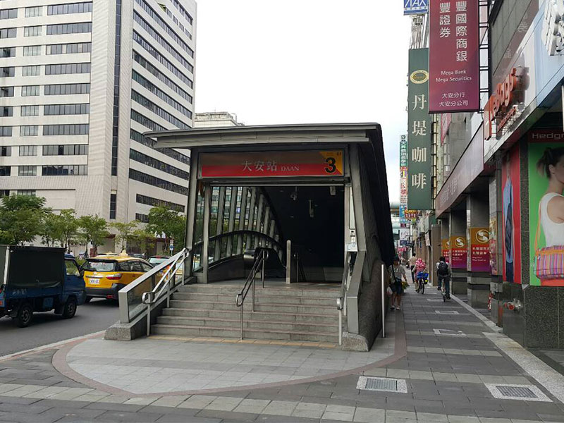 信義路附中店面04